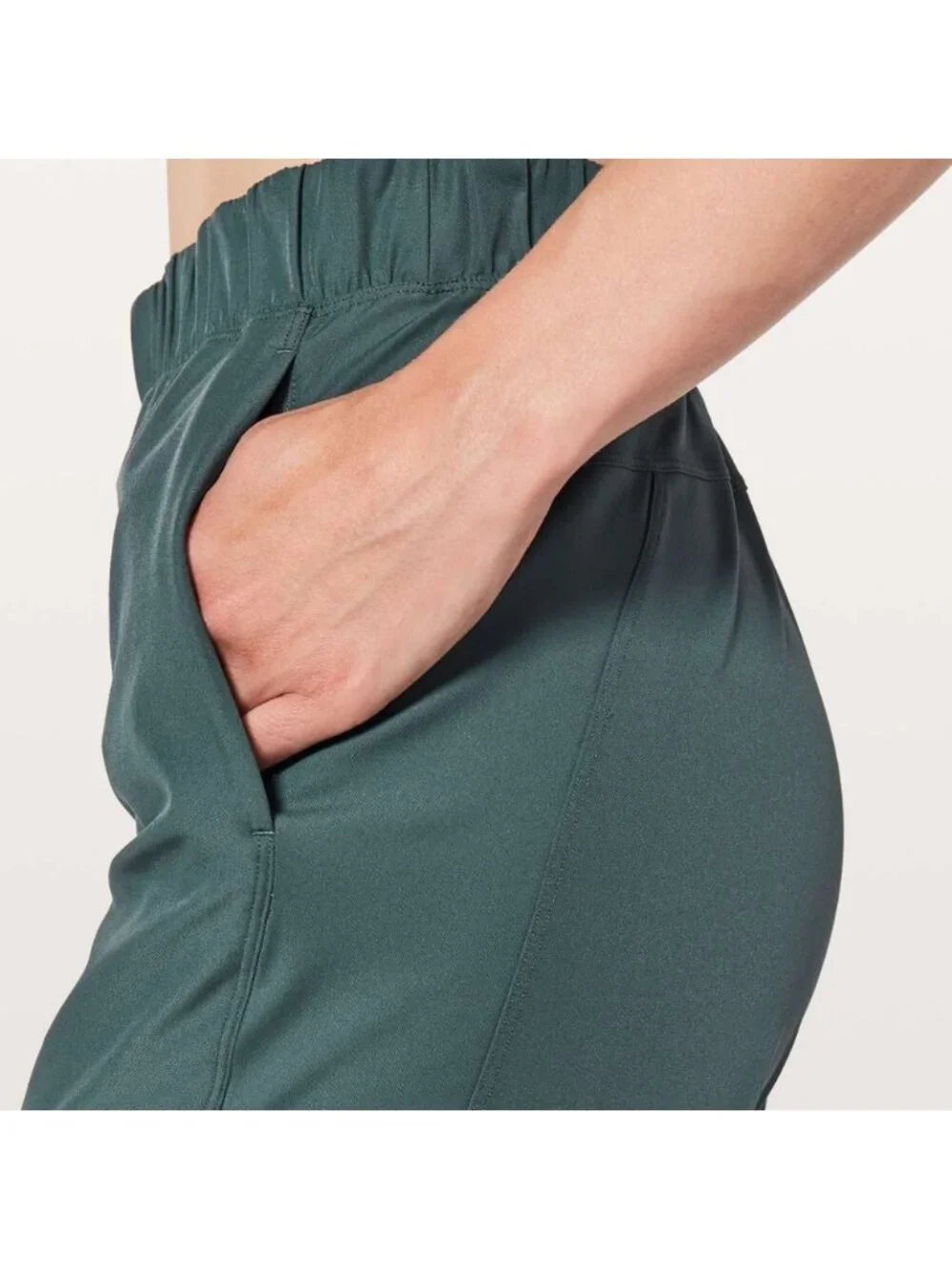 Lululemon Next Move Crop *23